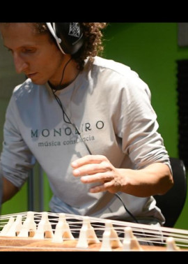 Inició proyecto musical Kotandes