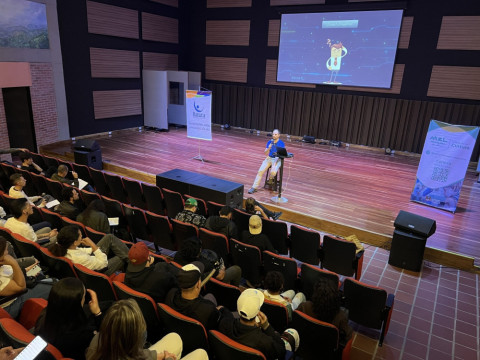 Batuta Caldas lidera impulso al ecosistema musical de Manizales con "De Puertas al Estudio" Batuta Caldas lidera impulso al ecosistema musical de Manizales con "De Puertas al Estudio"